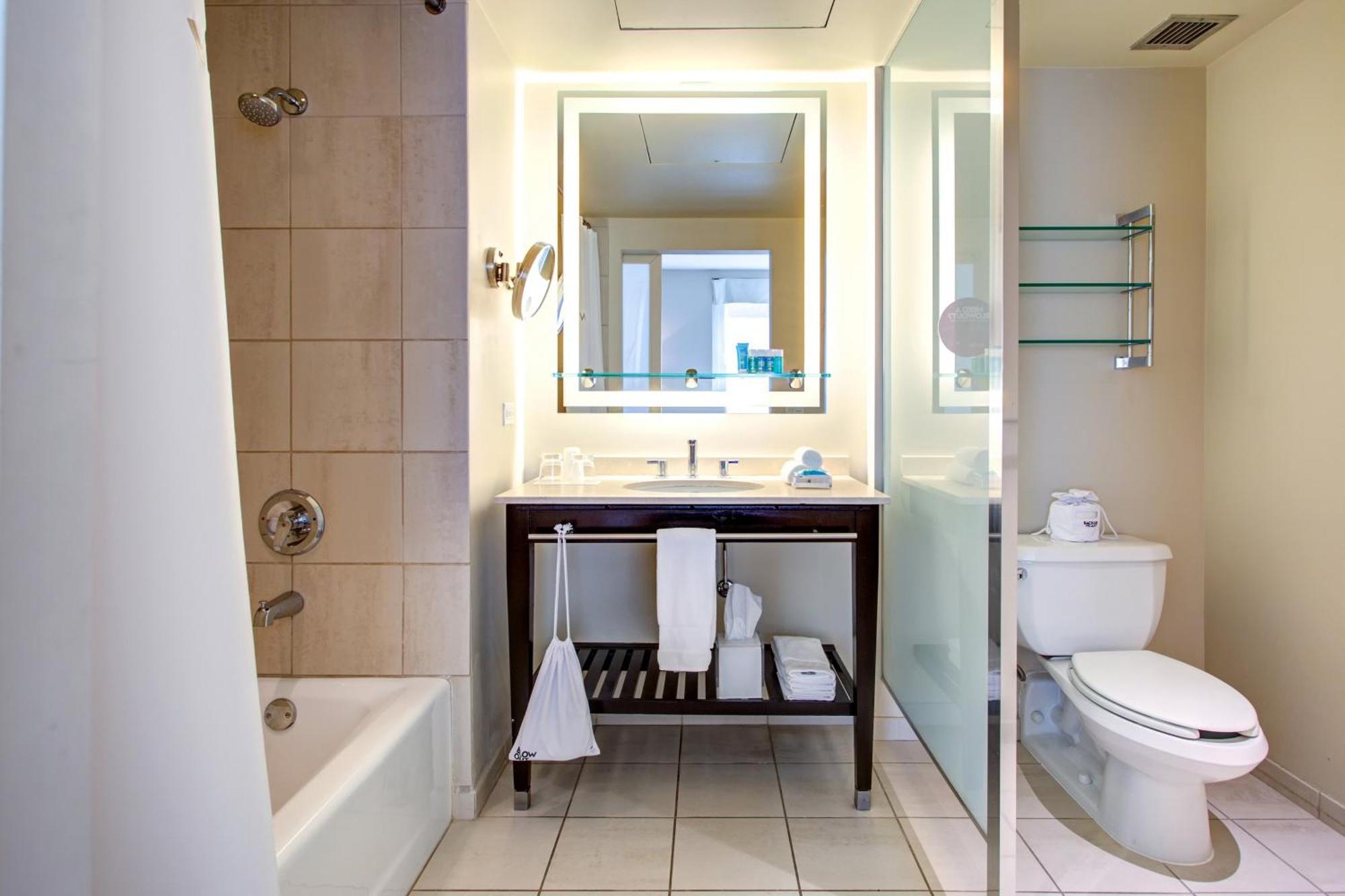 The Midland Hotel, Chicago, A Tribute Portfolio 4*